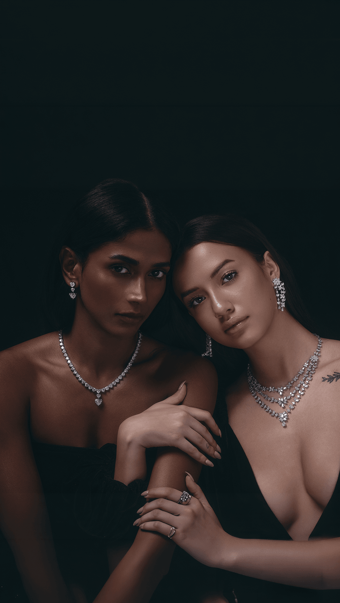 Redefining Elegance for the Modern You!