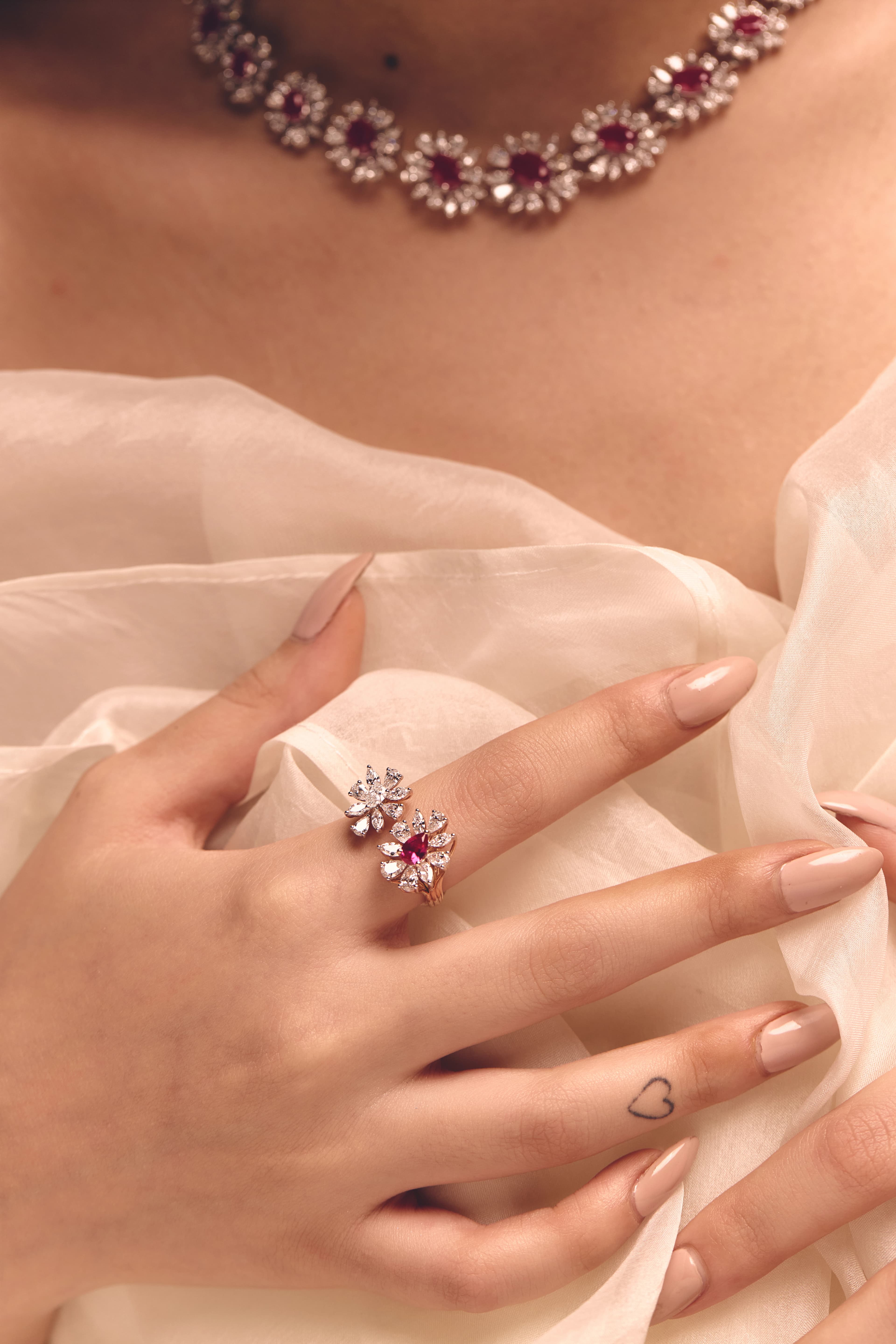 Sherly Jewels Élan collection